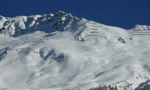 Mountains g9ea8c5c57 1280 1000x600.jpg