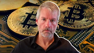 Microstrategy anuncia compra de 480 bitcoins em meio a queda da criptomoeda