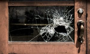 Broken g89c14ff69 1280 1000x600.jpg