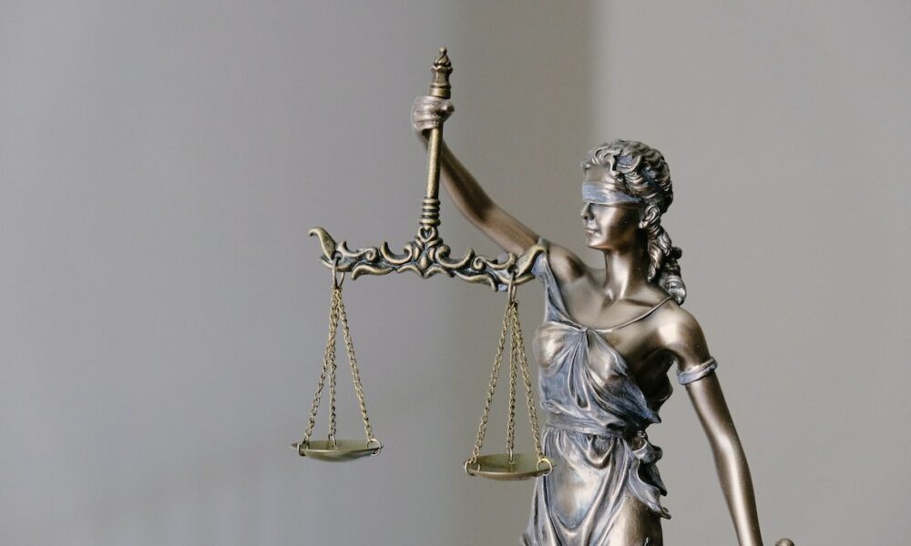 Tingey injury law firm ycdpu73kgsc unsplash 1 1000x600.jpg