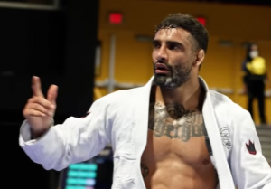 Leandro lo 2.png