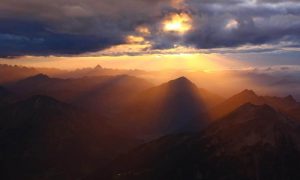 Mountains 1048995 1280 1000x600.jpg