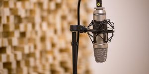 Mic 3035236 1920.jpg