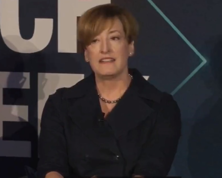 Caitlinlong.jpg