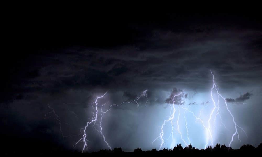 Lightning 1158027 1280 1000x600.jpg