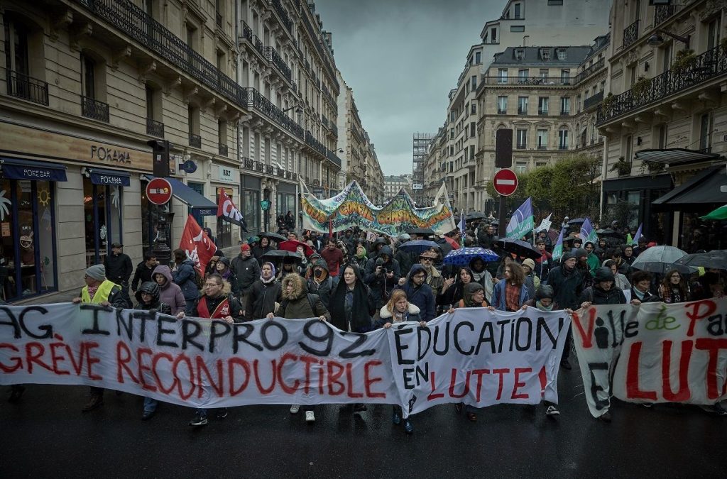 Protestos franca.jpg