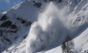 Ambcrypto an avalanche taking place somewhere on a slopy side o d70369aa 67c0 4990 bfe6 c81819253491 1200x900 1000x600.png