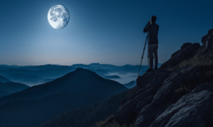 Ambcrypto a person standing with a telescope near a cliff looki aaa2a4f5 3ff6 4833 a87a 5c883b961eca 1200x900 1000x600.png