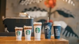 220314152403 embargoed 02 starbucks reusable cups 2022.jpg
