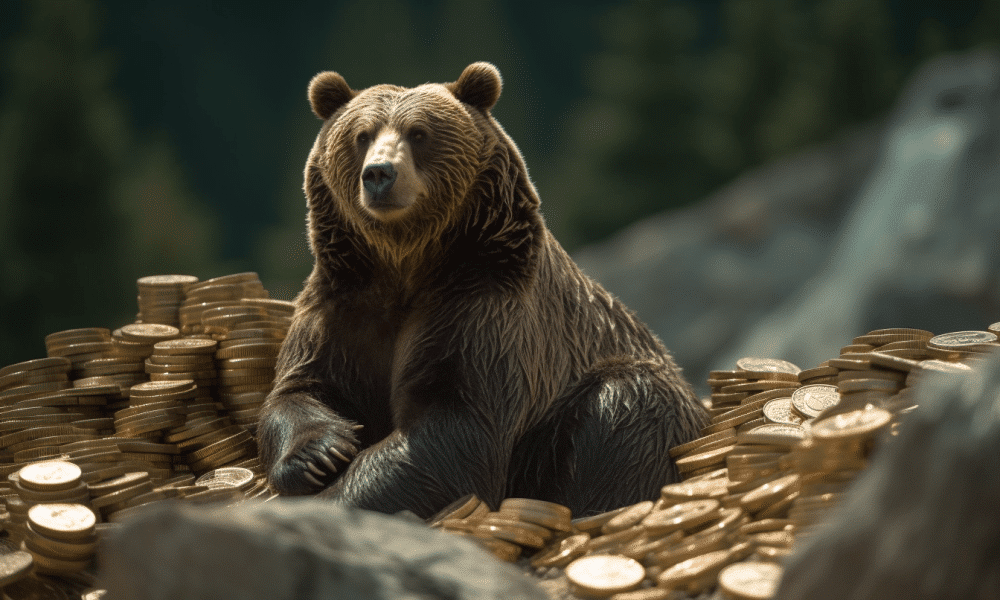 Ambcrypto a bear sitting on a heap of bitcoins e7a15e28 95d6 47a4 86bd 37fbb1b928a5 1000x600.png