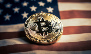 Ambcrypto bitcoin logo u.s flag in the background a29484c5 63ab 489e bbb9 bfde7733a704 1000x600.png