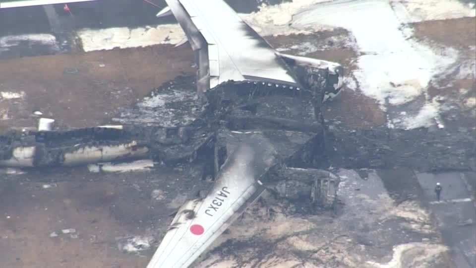 2024 01 03t065822z 1 Lop946803012024rp1 Rtrmadp Baseimage 960x540 Japan Airport Fire Wreckage Update.jpg