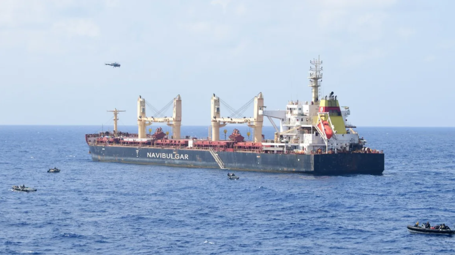 Navio Pirata Mv Ruen.png
