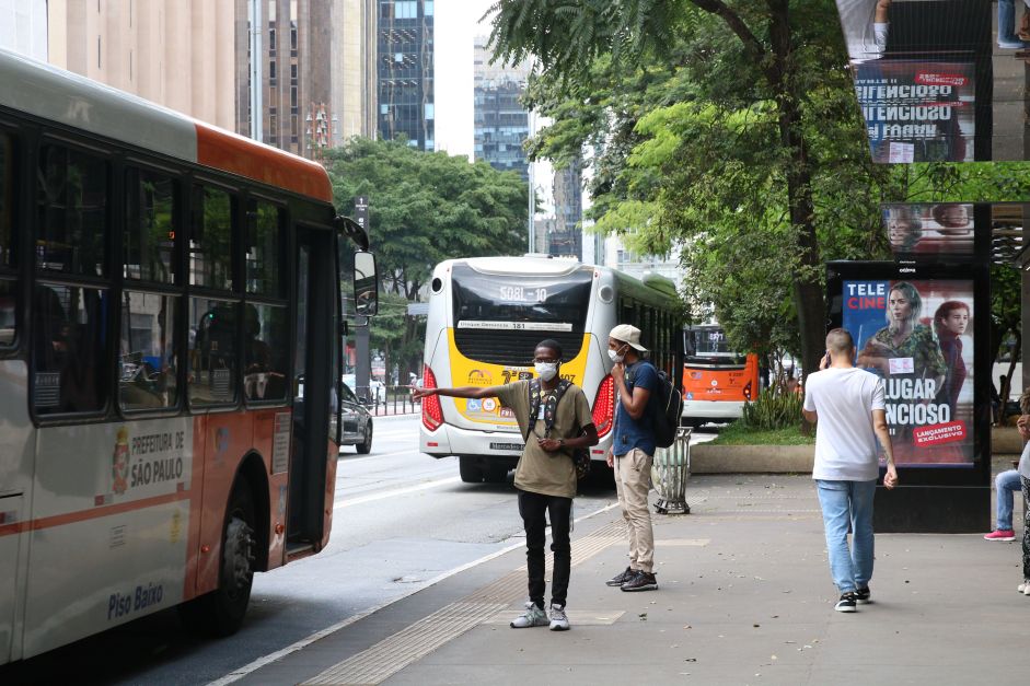 Sao Paulo Ruas Mascara.jpg