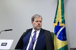 Toffoli recebe alta hospitalar após quadro de pneumonia agravado pelas queimadas