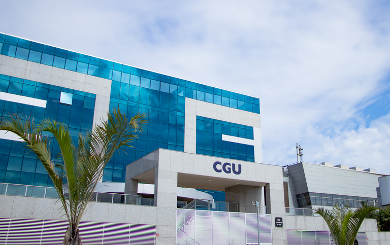 STF dá 60 dias para que CGU amplie relatório sobre municípios contemplados com emendas parlamentares