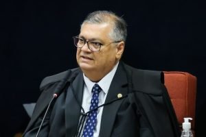 STF reverte decisão de Cármen Lúcia e aceita ação de Dino contra ex-senador por calúnia e difamação