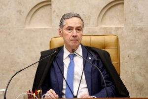 Barroso convoca Judiciário para intensificar combate aos crimes ambientais e queimadas