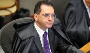 STJ reconhece excesso acusatório e limita ação penal contra ex-diretor de banco