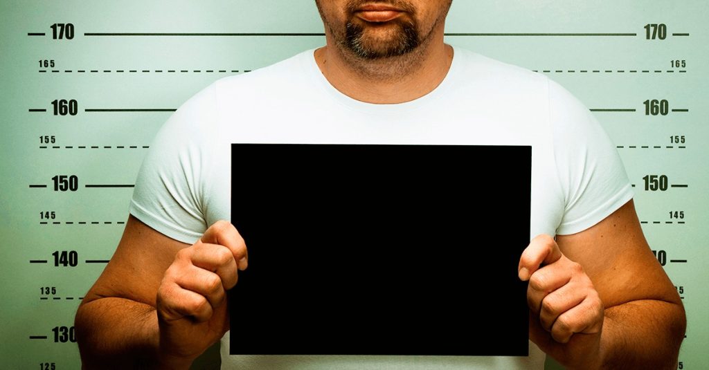 Reconhecimento por foto é válido, mas métodos inadequados geram erros, alertam especialistas