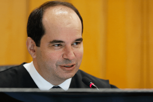 TST garante direito à indenização para criança gerada quando pai ficou incapacitado em acidente