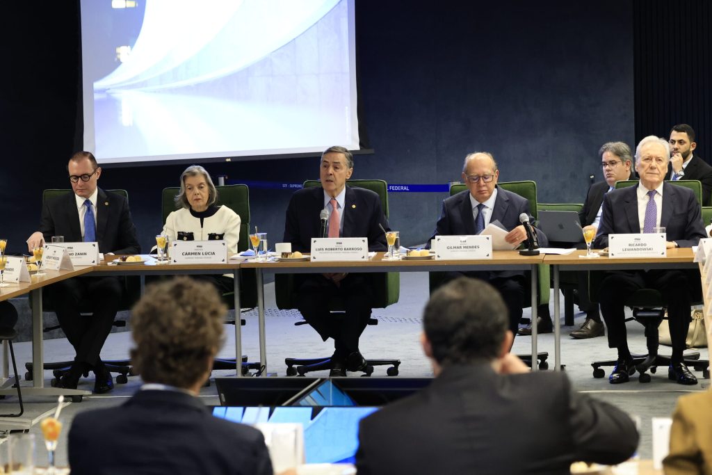 STF conduz reunião técnica com especialistas sobre políticas de drogas