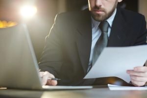 TRF-1 garante que analista do Banco Central não pode ser impedido de exercer a advocacia