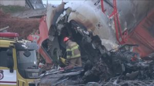 2024 12 29t230154z 1 Lop991429122024rp1 Rtrmadp Baseimage 960x540 Southkorea Crash Morning 1.jpg