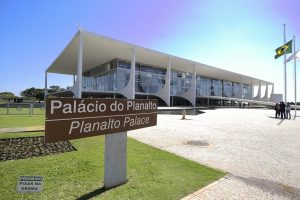 DF e STF recebem autorização para novos cargos públicos