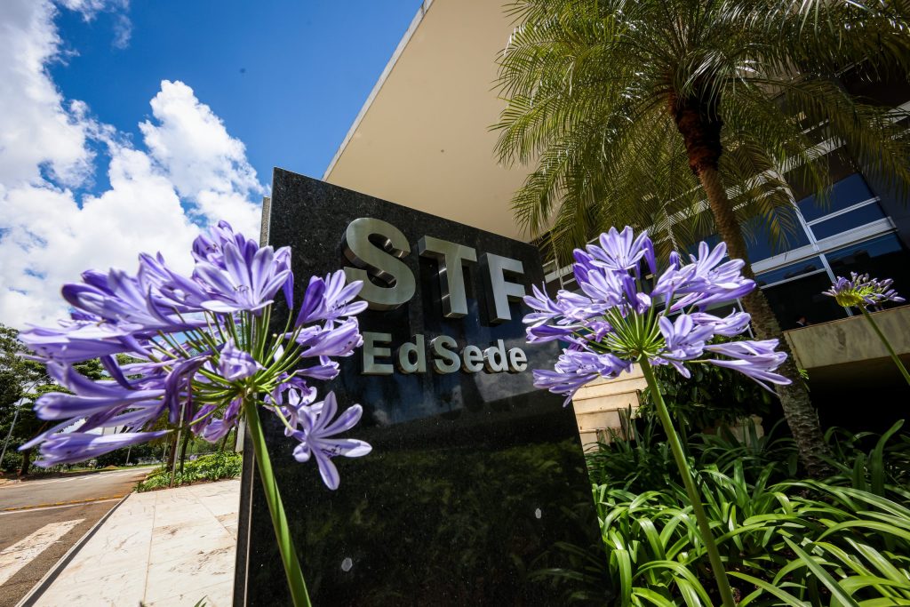 STF vai decidir se vantagem funcional instituída por lei complementar municipal pode ser revogada por lei ordinária