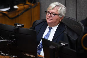 STJ mantém preso homem que teria chamado deputada gaúcha de “macaca esquerdista maldita”