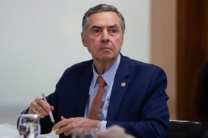 ‘Criticar o tribunal por aplicar a Constituição é injusto’, afirma presidente do STF