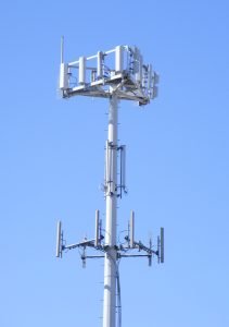 Municípios pedem ao STF para entrar em guerra das torres de celular