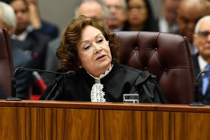 STJ determina que inclusão tardia de contrato em matrícula afasta execução extrajudicial