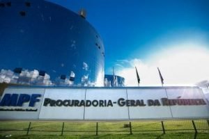 PGR pede perda de cargo público de ex-agentes da ditadura