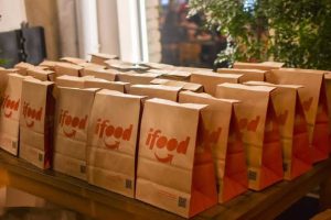 iFood manterá pedido mínimo mesmo após decisão judicial