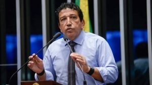 Coordenador aciona STF contra Magno Malta por associar Prerrogativas a autor de facada em Bolsonaro