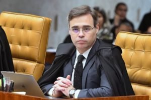 Mendonça pede questão de ordem em julgamento sobre fixação de honorários, e OAB defende restrição em casos da Fazenda Pública 