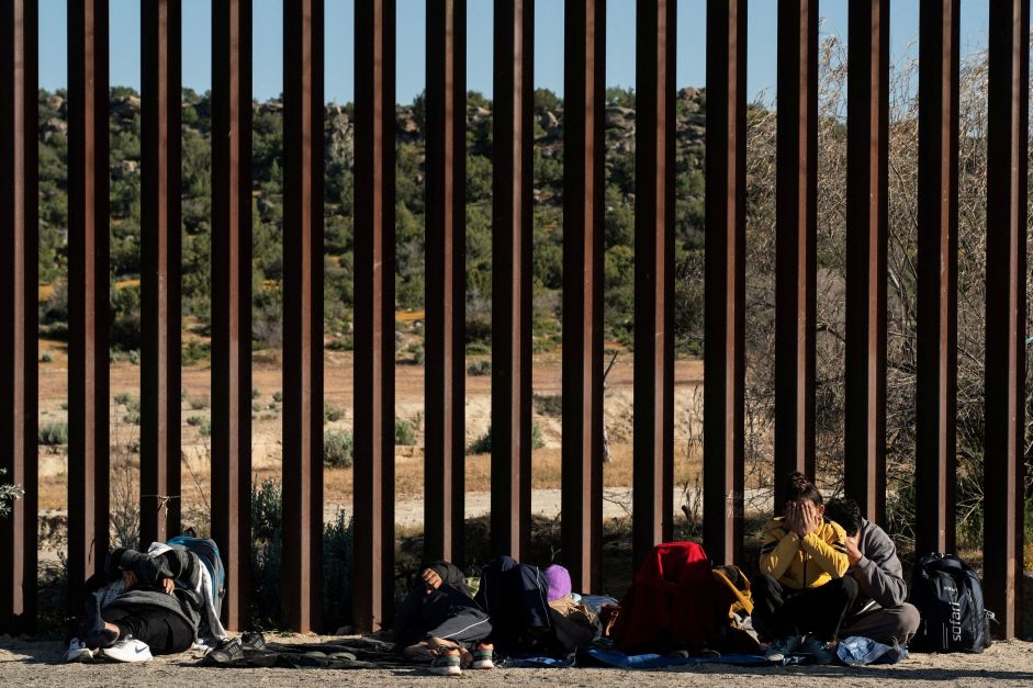 2024 05 08t214649z 1 lynxmpek470wt rtroptp 4 migration usa mexico.jpg