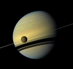 Saturno Surpreende: Descoberta de 128 Novas Luas