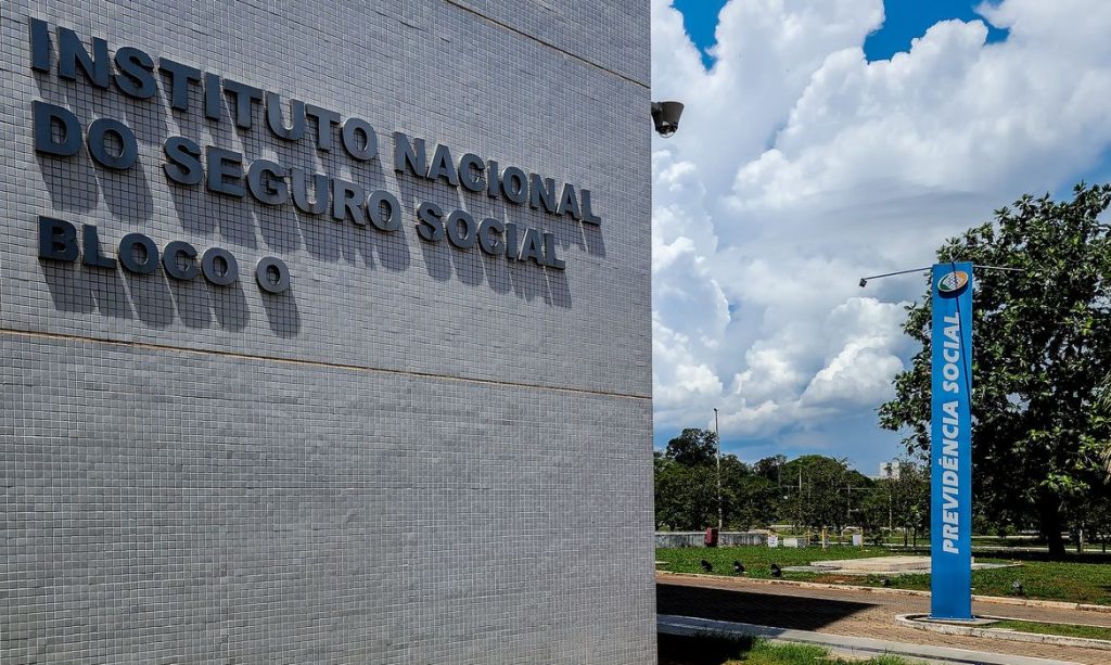 STF vai decidir se INSS deve arcar com salários de vítimas de violência doméstica afastadas do trabalho