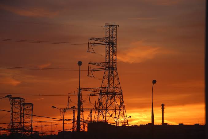 STF declara inconstitucional lei sobre compartilhamento de infraestrutura de energia