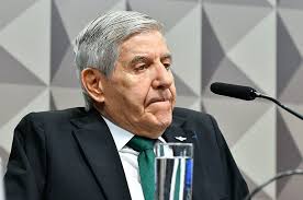 General Heleno solicita absolvição imediata em denúncia sobre tentativa de golpe