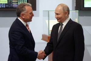 2025 04 11t235227z 1 lynxnpel3a165 rtroptp 4 russia usa putin witkoff.jpg