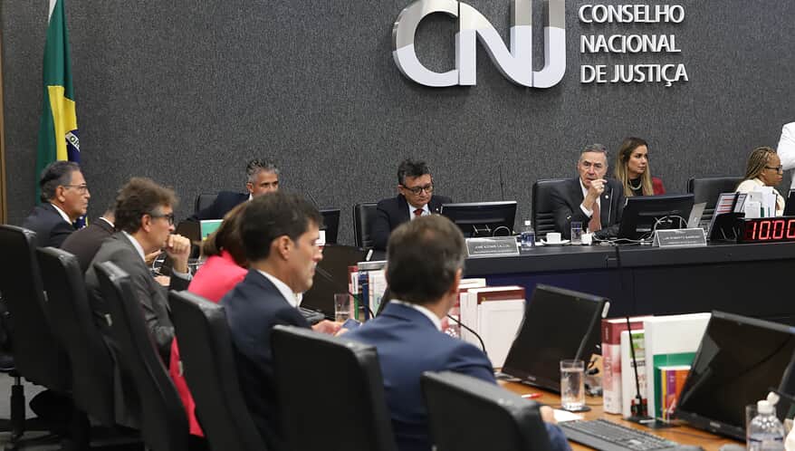 CNJ afasta magistrada do TJ-ES com aposentadoria compulsória por ineficiência