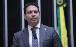 Ministros do STF dizem que decisão da Câmara sobre Ramagem é inócua