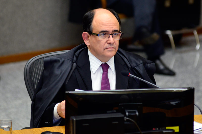 Prazo de 30 dias para reparo de produto defeituoso não afeta direito ao ressarcimento integral de danos materiais, decide STJ
