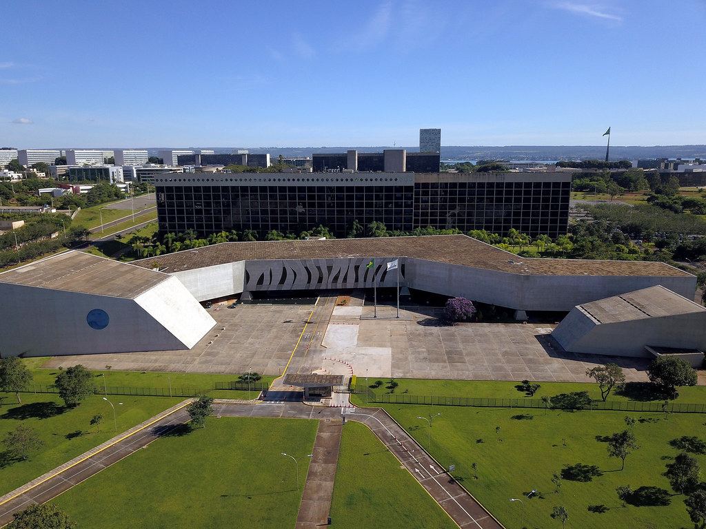PF deflagra nova fase da Operação Sisamnes e mira esquema de venda de sentenças no STJ